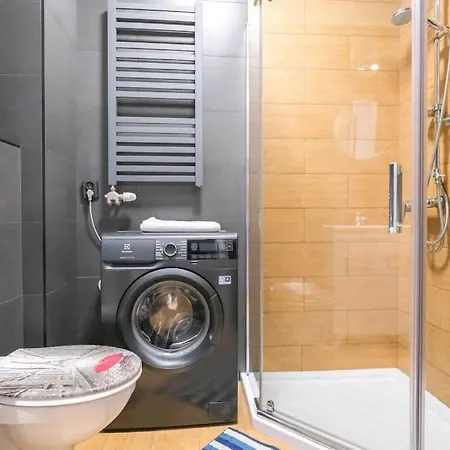 Strzelecka Old - By Hosty Apartmán *