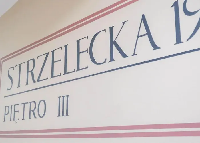 Strzelecka Old - By Hosty Apartmán Krakov